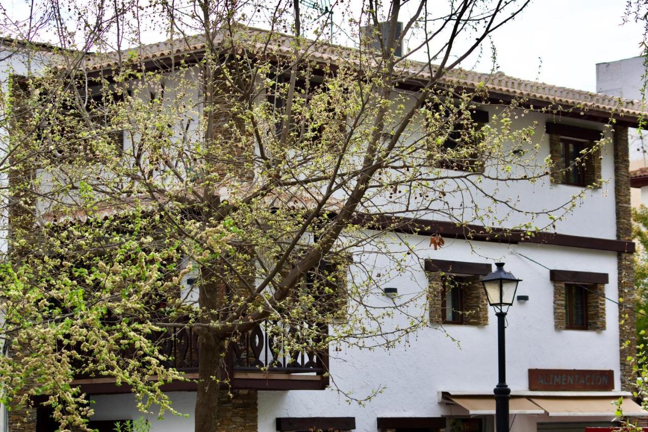 El Refugio Hotel Pinos Genil Exterior photo